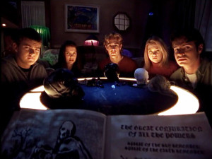 Pacey, Joey, Dawson, Jen, and that other guy perform a seance